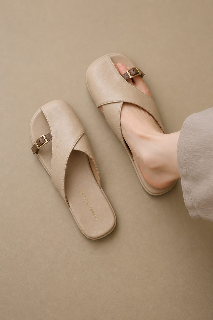 Women's Flat Sandals – Leather Fisherman Cross Strap Square Toe