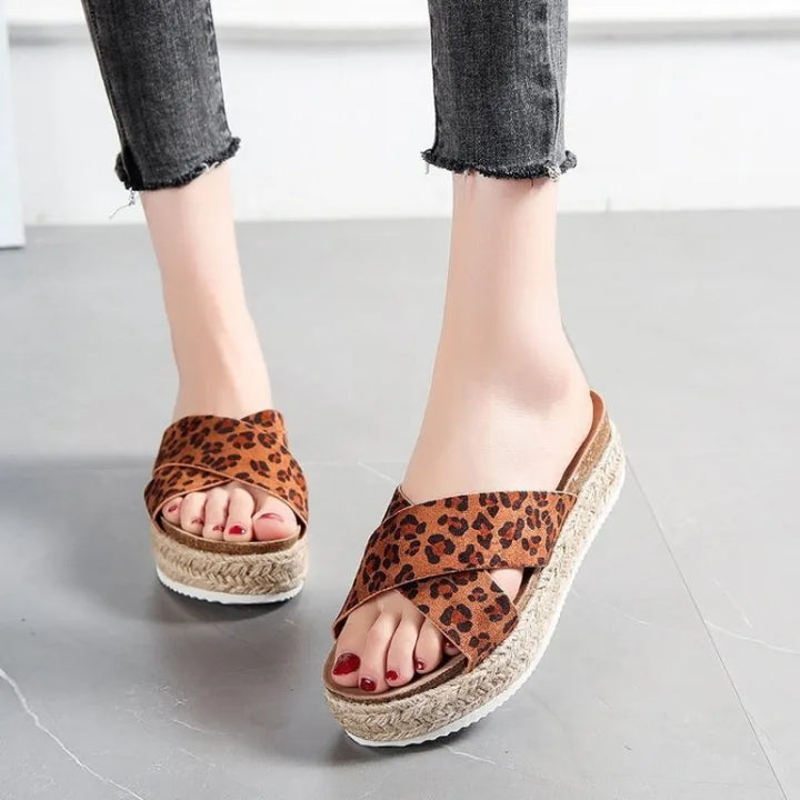 Platform Sandals for Women – Cross-Strap Rope-Wrapped Sole