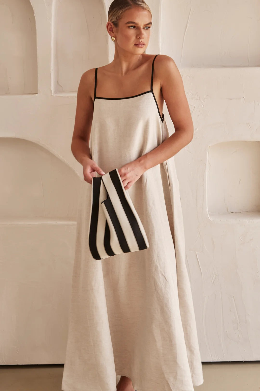 Women's Spaghetti Strap Maxi Dress Flowing – Minimal Wedding Guest