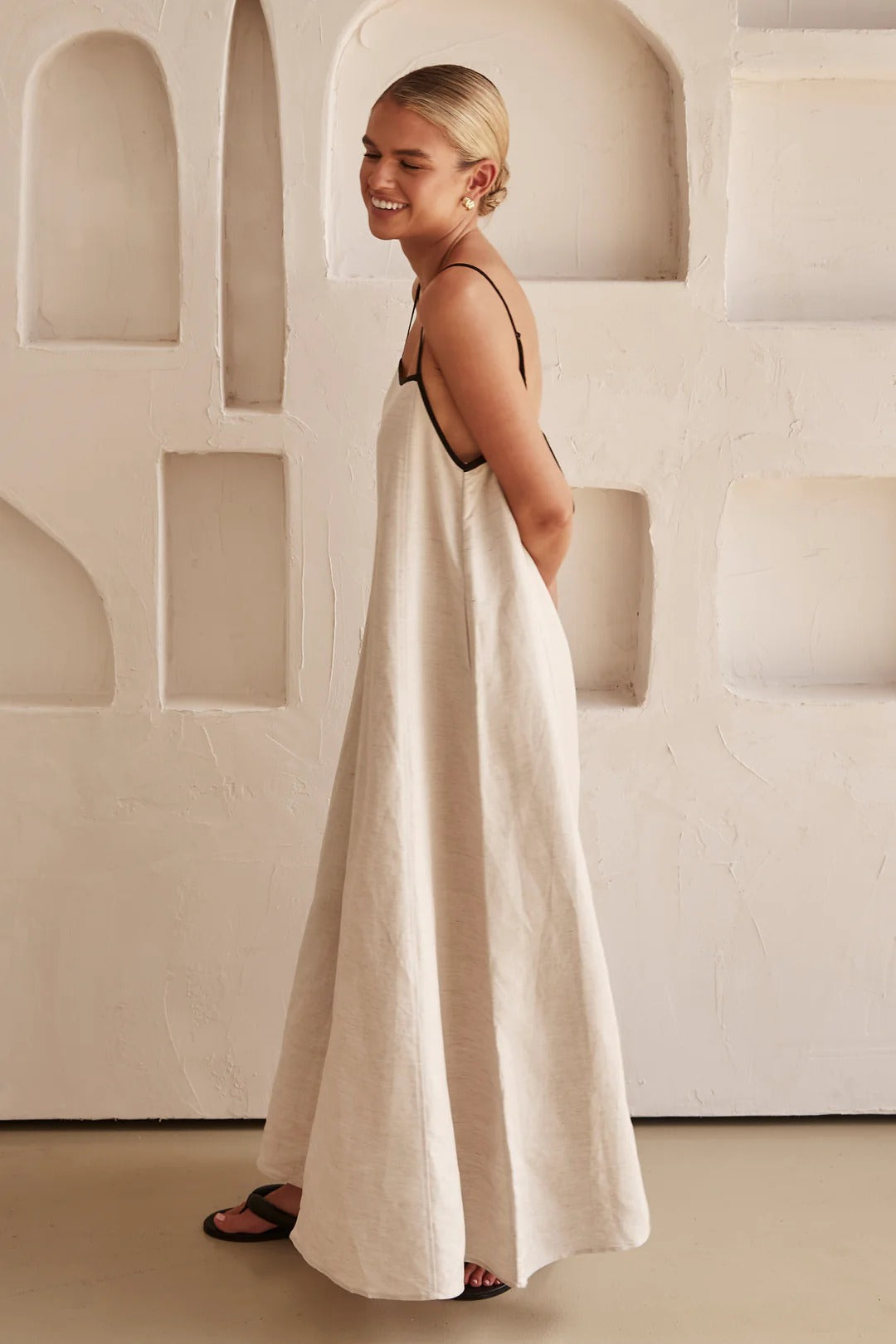 Women's Spaghetti Strap Maxi Dress Flowing – Minimal Wedding Guest