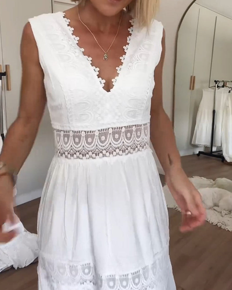 Women's Boho Sleeveless V-Neck Midi Dress – Flowing Delicate Detail