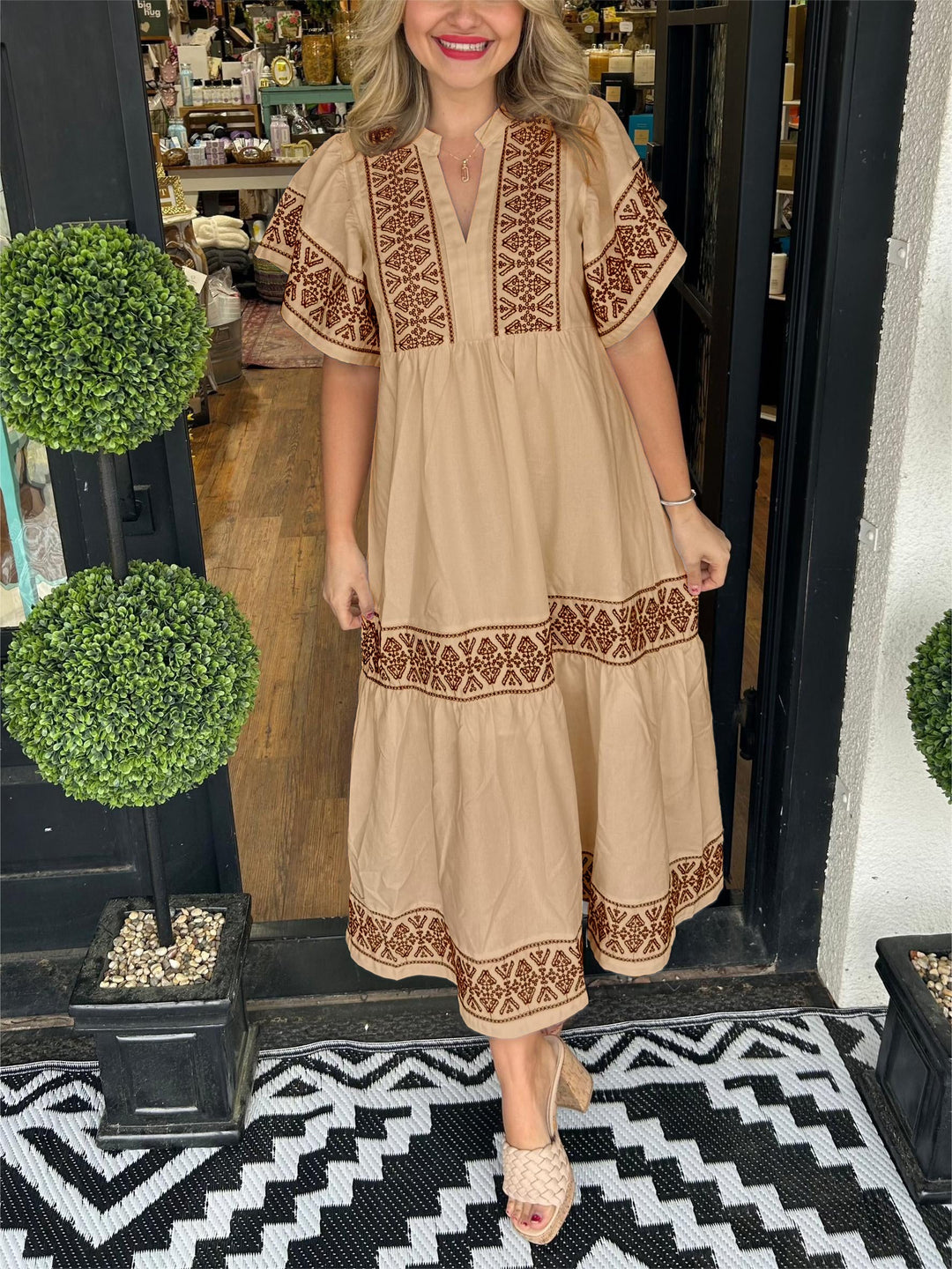 Women's Boho V-Neck Midi Dress Short Sleeve – Flowing Intricate Pattern