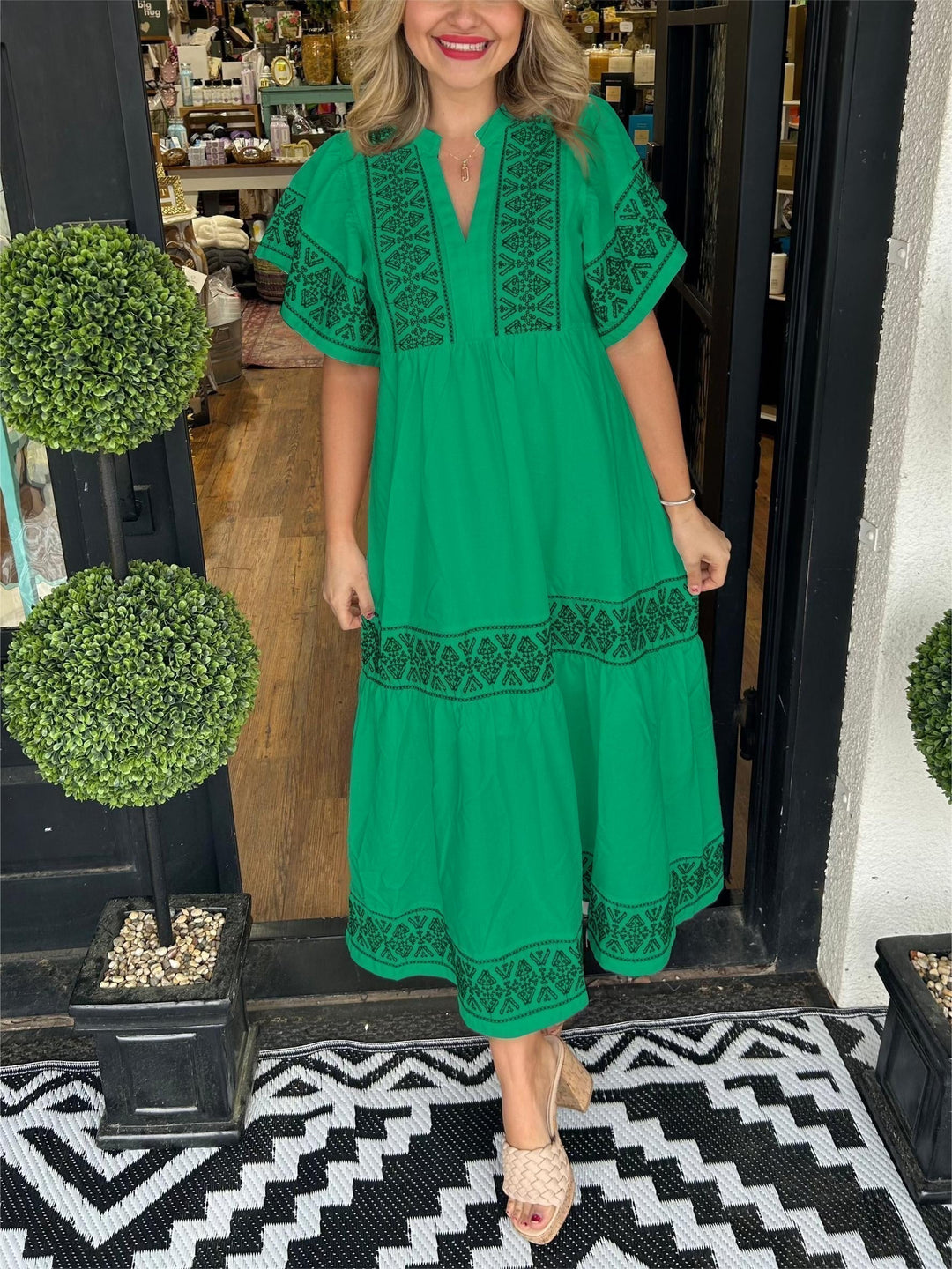 Women's Boho V-Neck Midi Dress Short Sleeve – Flowing Intricate Pattern