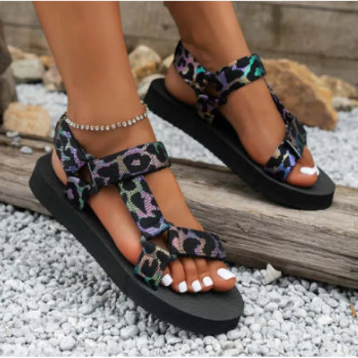 Women's Flat Sandals – Geometric Print Crossover Boho Straps