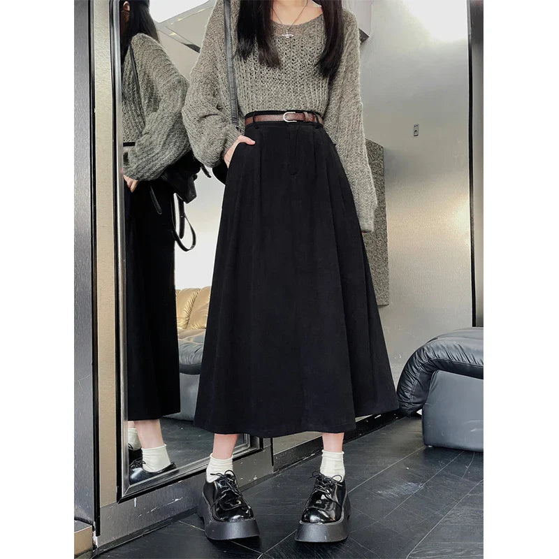 A-Line Midi Skirt – High Waist Flowing Fit With Pockets