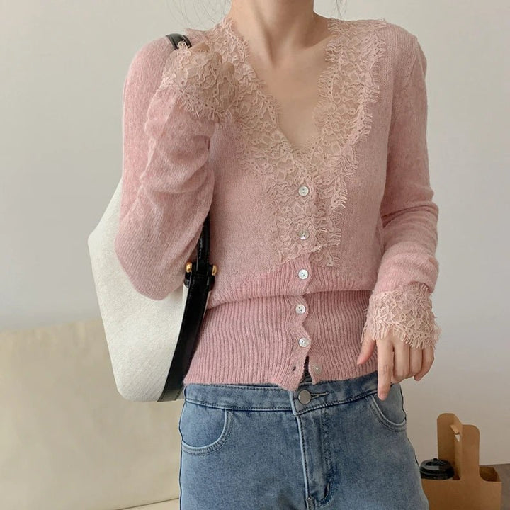 Women's Sleeveless Knit Vest – Open-Front Vintage Lace Design
