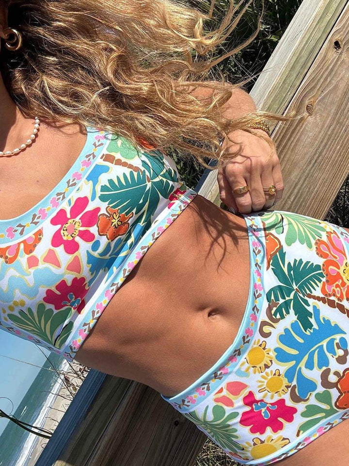 Floral Bikini Set – Adjustable Structured Two-Piece Swimsuit