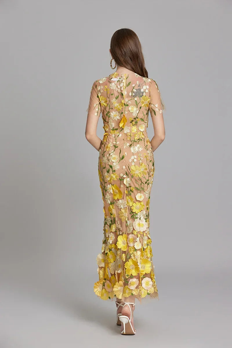 Women's Floral Sleeveless Maxi Dress – Flowing Botanical Intricate Style