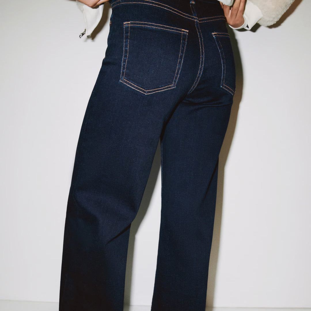 High-Waist Straight Leg Jeans for Women – Retro Denim