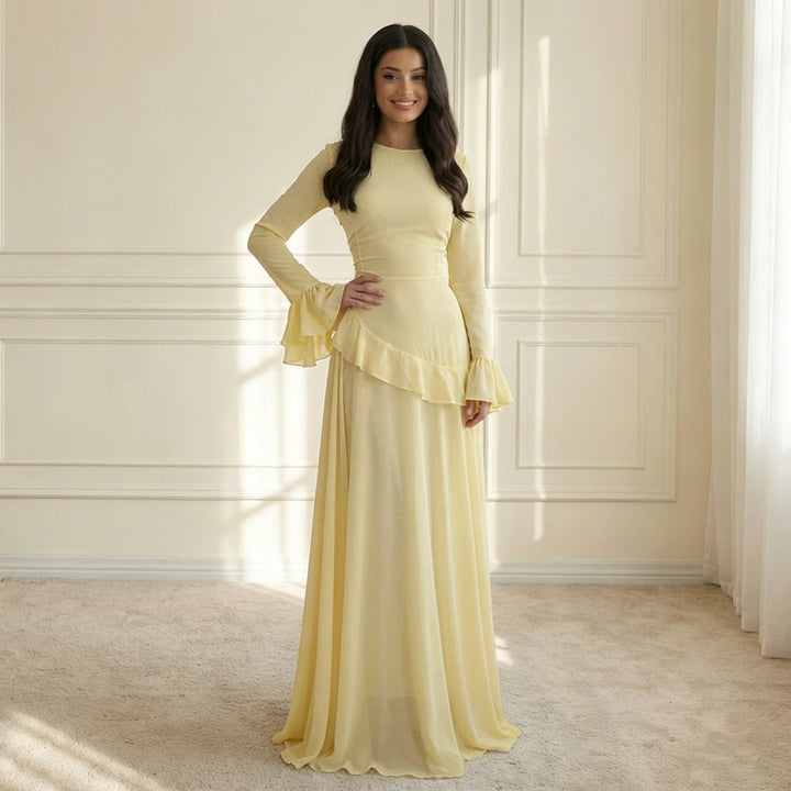 Maxi Dress – Flowy Ruffle Detail & Elegant Flared Silhouette
