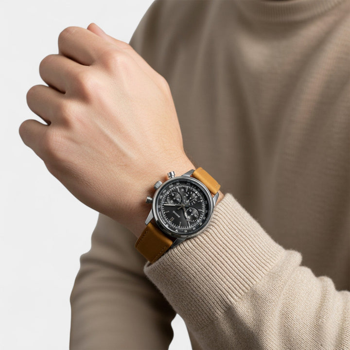 Men's Leather Strap Quartz Chronograph Watch – 40.5mm