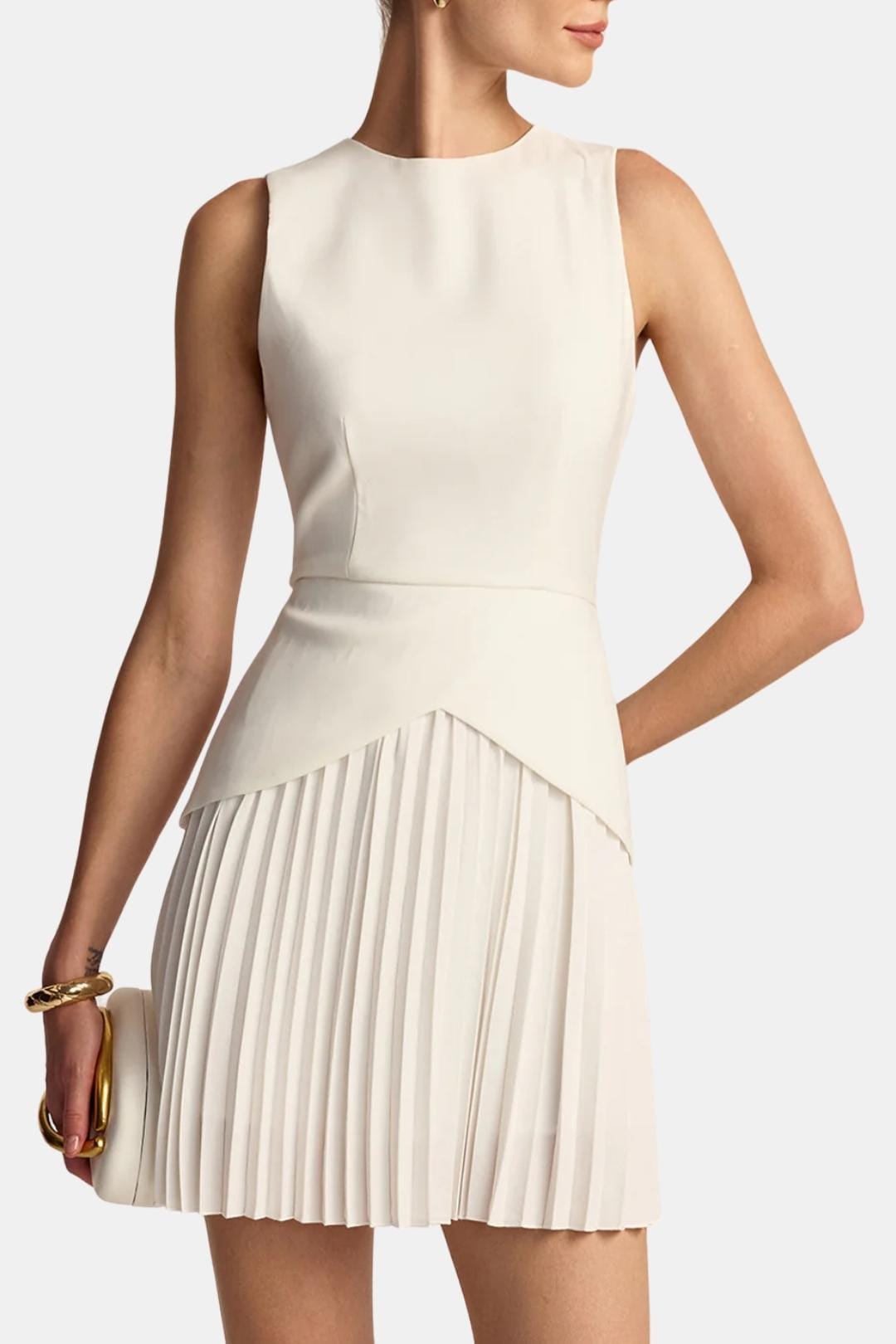 Sleeveless Mini Dress – Structured Waist & Pleated Skirt