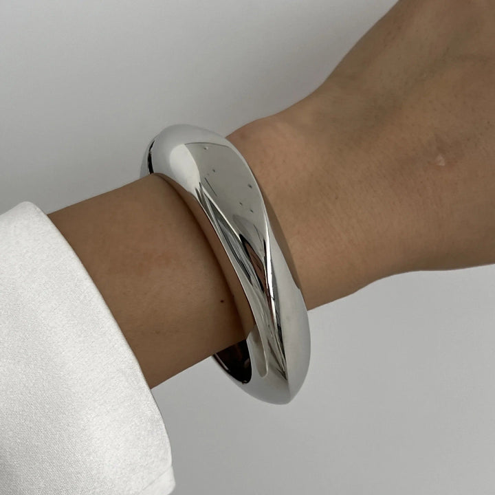 Cuff Bracelet Open Bangle Gold-Tone – Sculptural Adjustable Statement