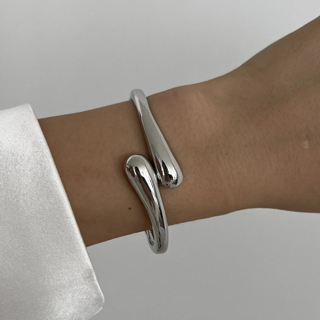 Cuff Bracelet Open Bangle Gold-Tone – Sculptural Adjustable Statement