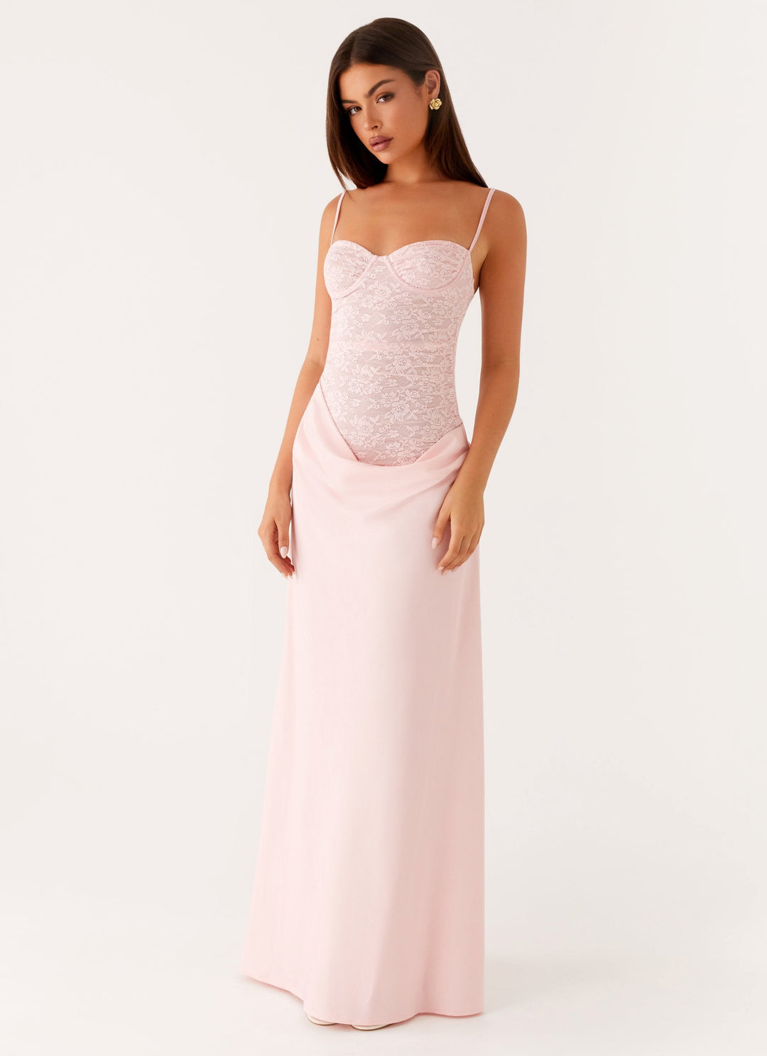 Slim Fit Strap Maxi Dress – Women's Lace Bodice & Fluid Skirt