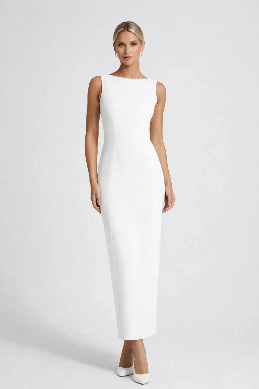 Open Back Maxi Dress – Sleeveless Fitted Silhouette