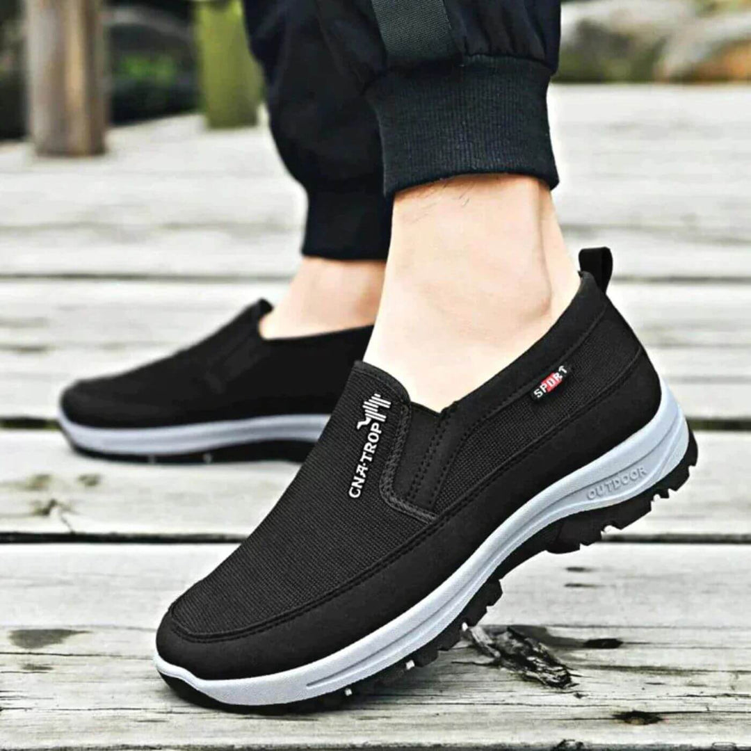 Men's Orthopedic Slip-On Walking Shoes – Mesh Upper with Cushioned Arch Support & Shock-Absorbing Sole