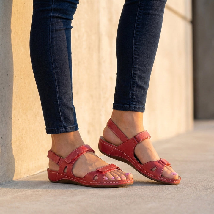 Open-Toe Women's Flat Sandals with Adjustable Buckle Straps