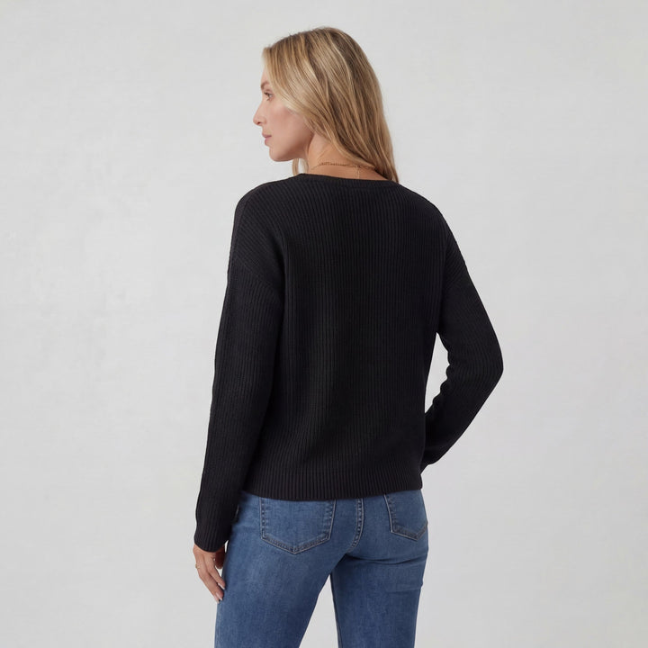 Women's Knit Sweater – Ribbed Knit Crew Neck Relaxed Fit Chest Pocket