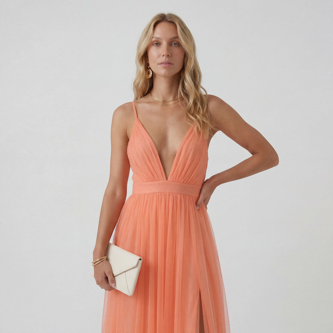 Women's V-Neck Maxi Dress Lightweight Fabric – Fitted Waist Spaghetti Strap Flowing