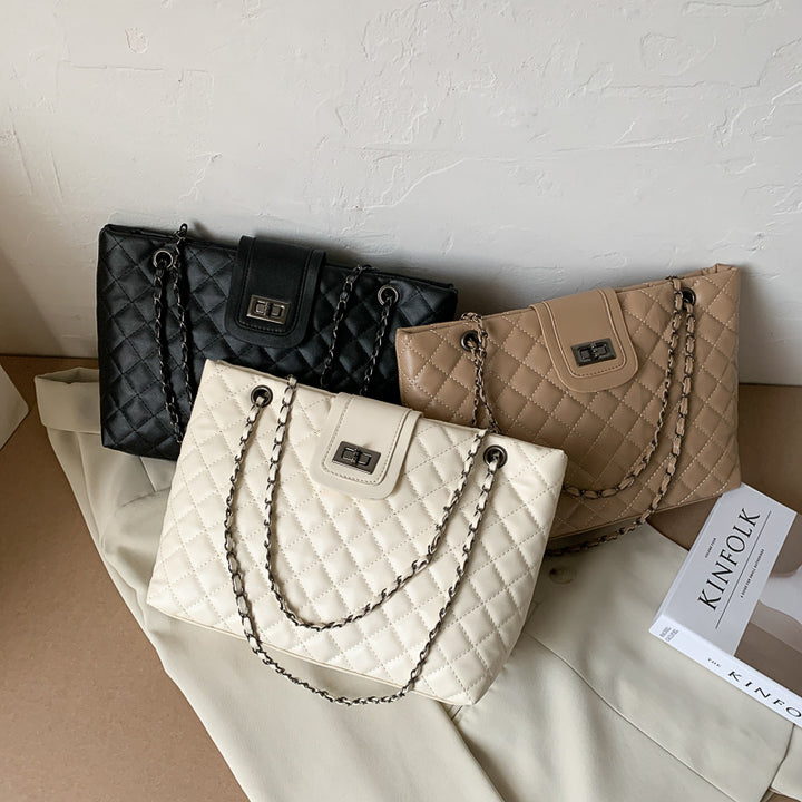 Quilted Chain Shoulder Bag for Women – Embroidered Lingge Purse