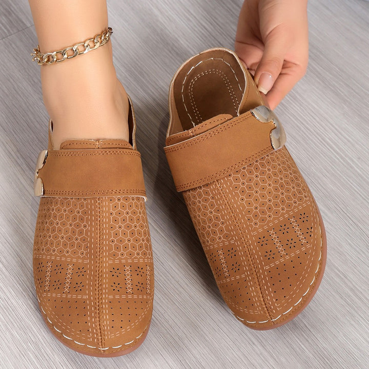 Closed Toe Sandals for Women – Leather Hollow Flat Dressy Shoes