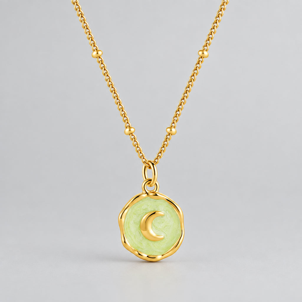 Simple Hanging Tag Necklace – Minimalist Everyday Charm