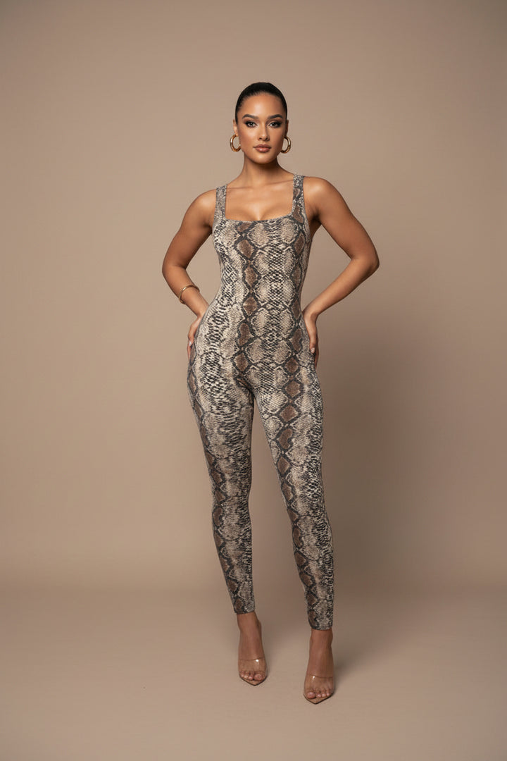 Printed Jumpsuit for Women – Soft Stretch Backless Cropped Square Neck