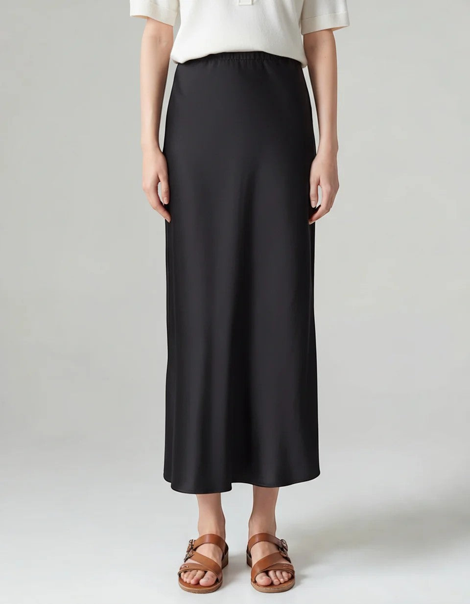 Women's Satin High-Waist Midi Skirt – Fitted Silhouette Fluid Drape