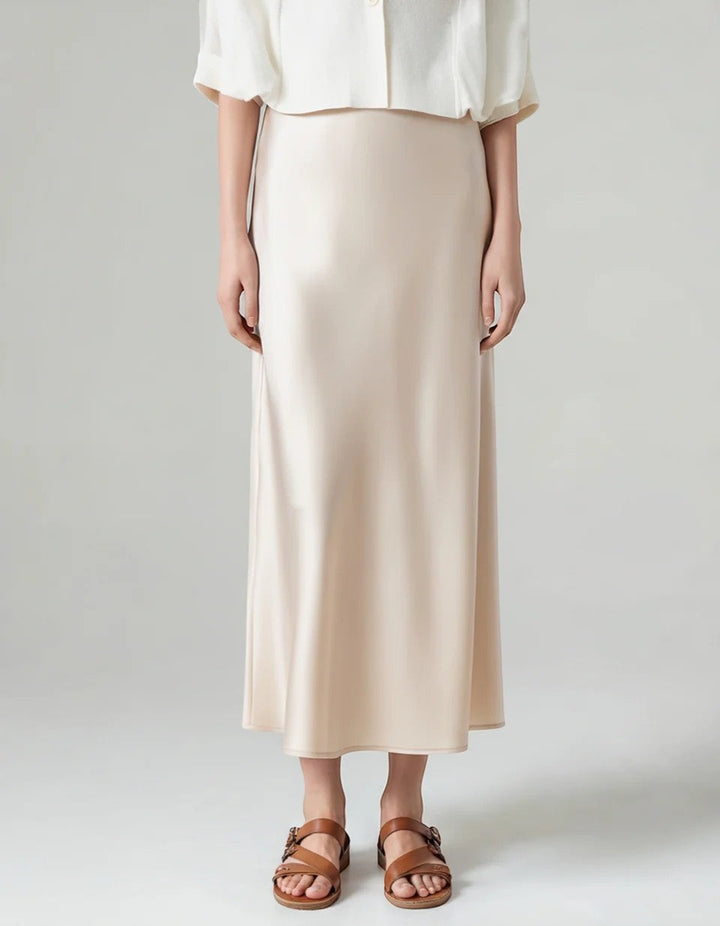 Women's Satin High-Waist Midi Skirt – Fitted Silhouette Fluid Drape