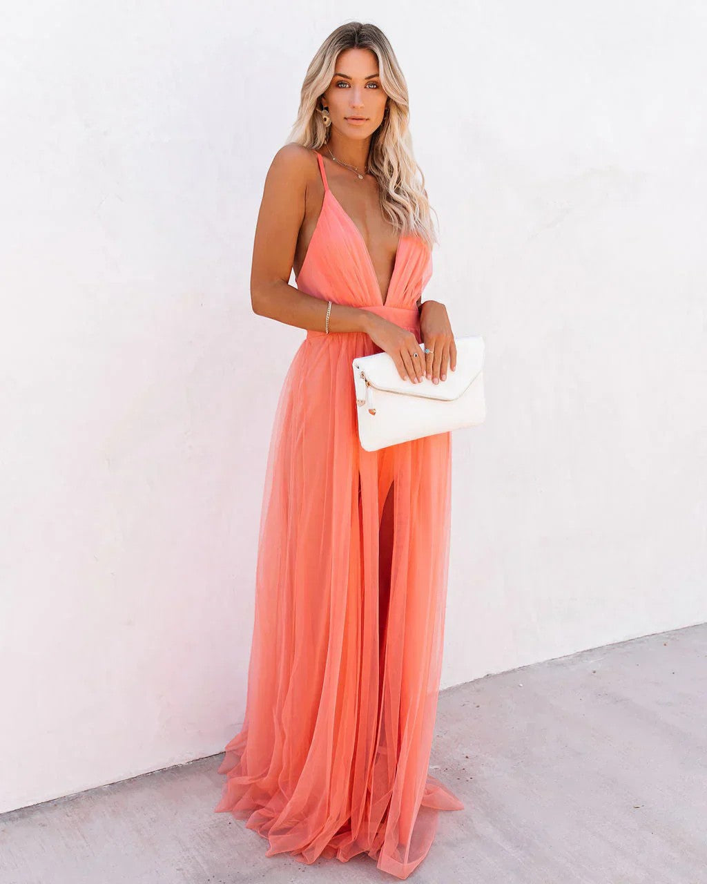 Women's V-Neck Maxi Dress Lightweight Fabric – Fitted Waist Spaghetti Strap Flowing