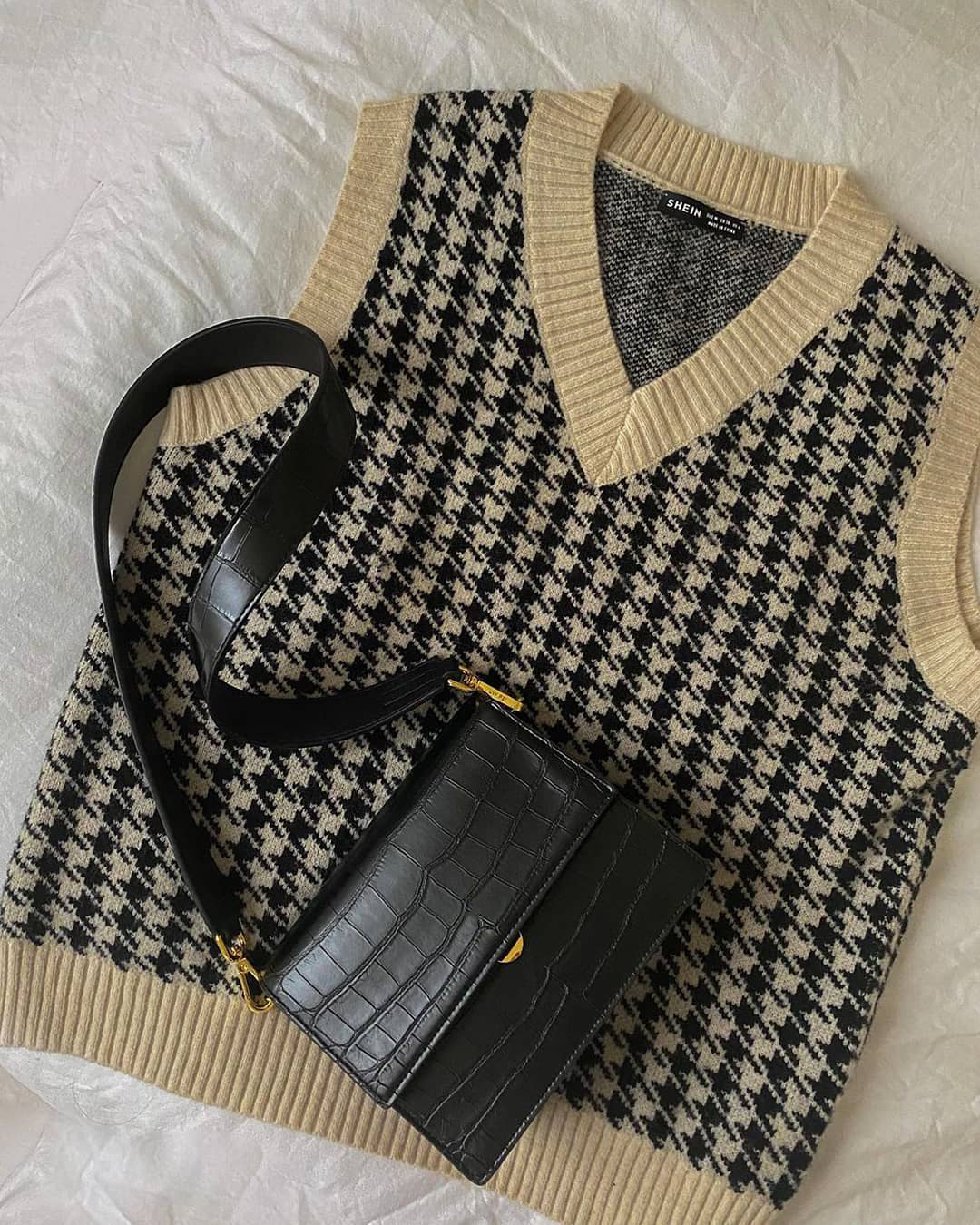 Croc-Effect Structured Flap Shoulder Bag for Women